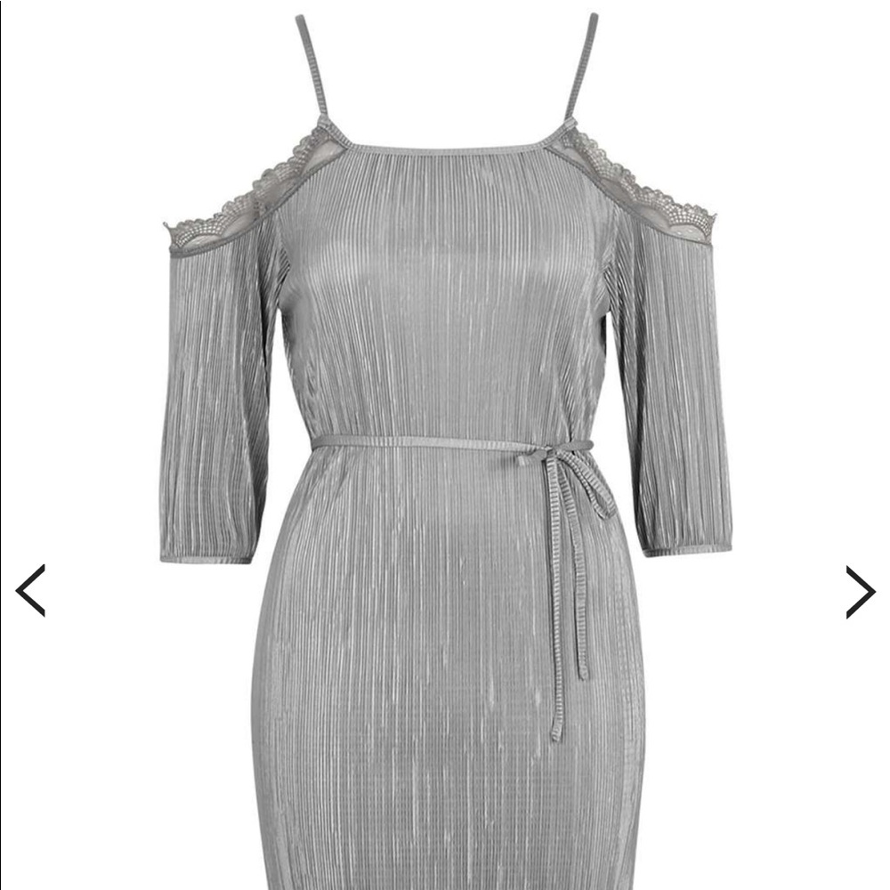 Silver dress. Size 6. Fits Large